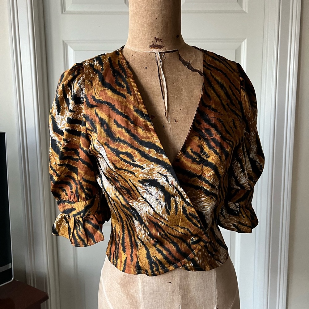 Nasty Gal Tiger Print Crop Blouse